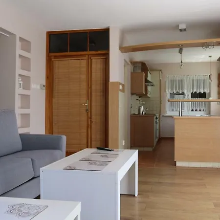Apartamento U Sylwii - Apartament I Pokoje Ustronie Morskie